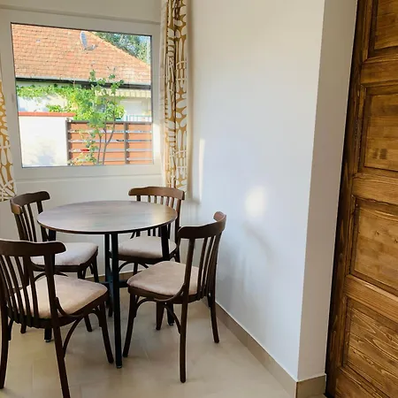 Lägenhet Dever Gárdony